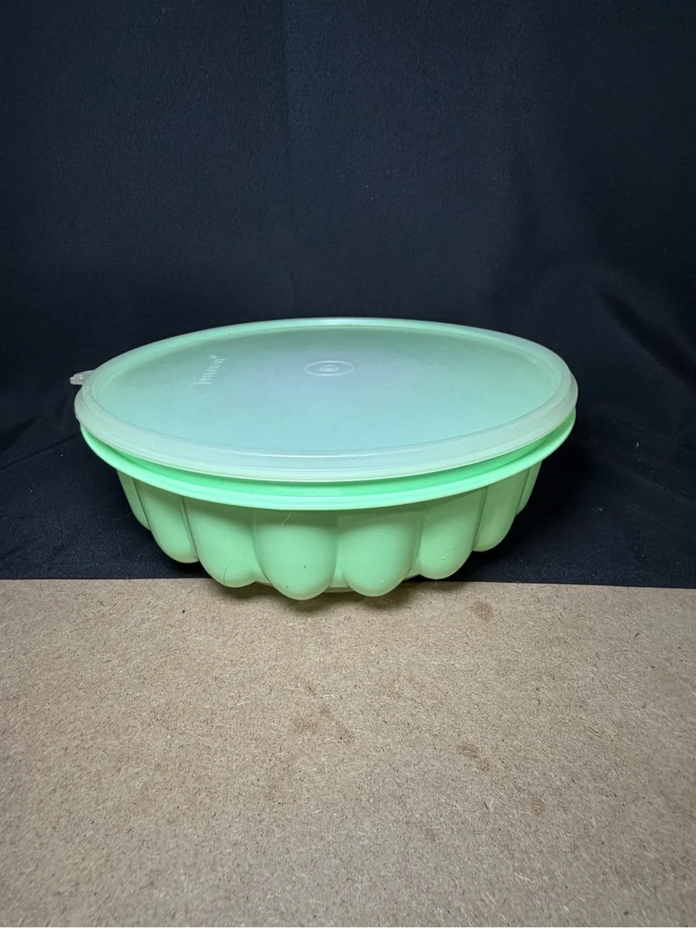 Vintage Tupperware 3 pc Green Jel-A-Ring Mold Jello Set Lid 1201 1202 1203 Ice